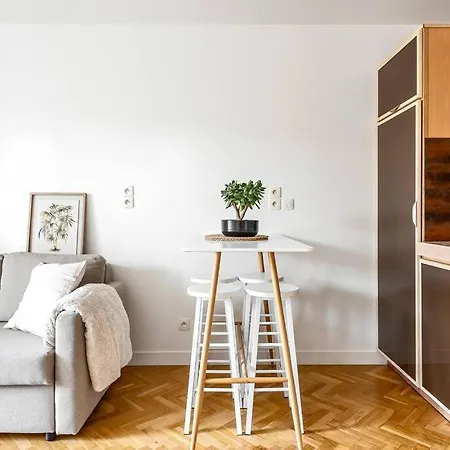 Hermitage Parc 1 Bedroomed Groundfloor With Garden Montevrain Exterior photo