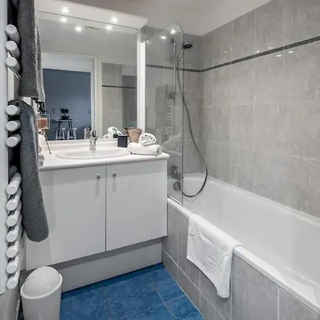 Hermitage Parc 1 Bedroomed Groundfloor With Garden Montevrain Exterior photo