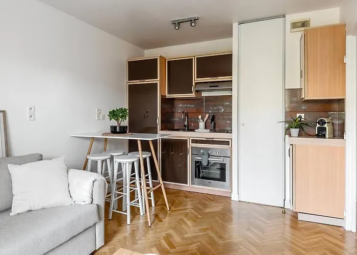 Hermitage Parc 1 Bedroomed Groundfloor With Garden